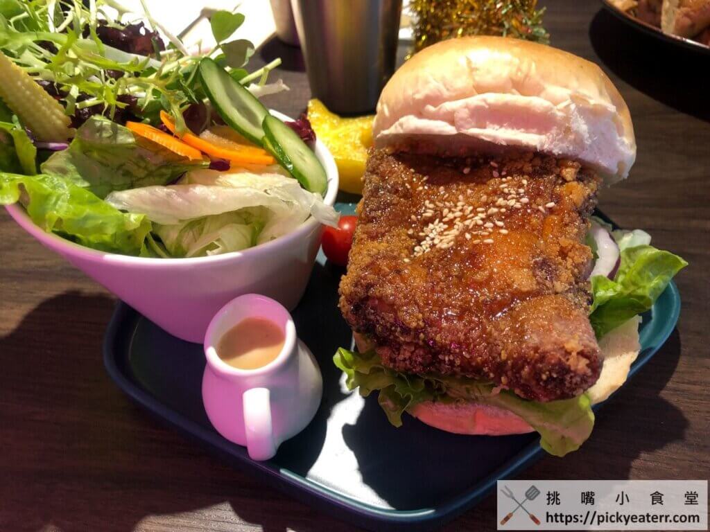 【松山美食】鹿境早午餐Arrival Brunch & Cafe|食材新鮮份量浮誇的高評價質感早午餐店(含菜單、價位解析)