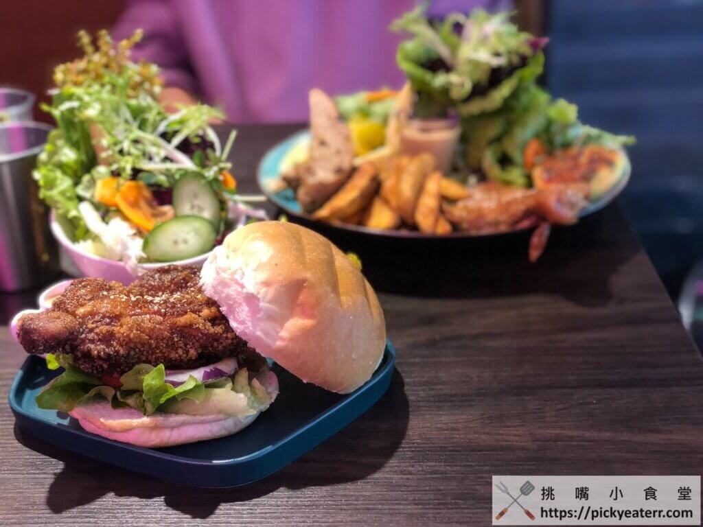 【松山美食】鹿境早午餐Arrival Brunch & Cafe|食材新鮮份量浮誇的高評價質感早午餐店(含菜單、價位解析)