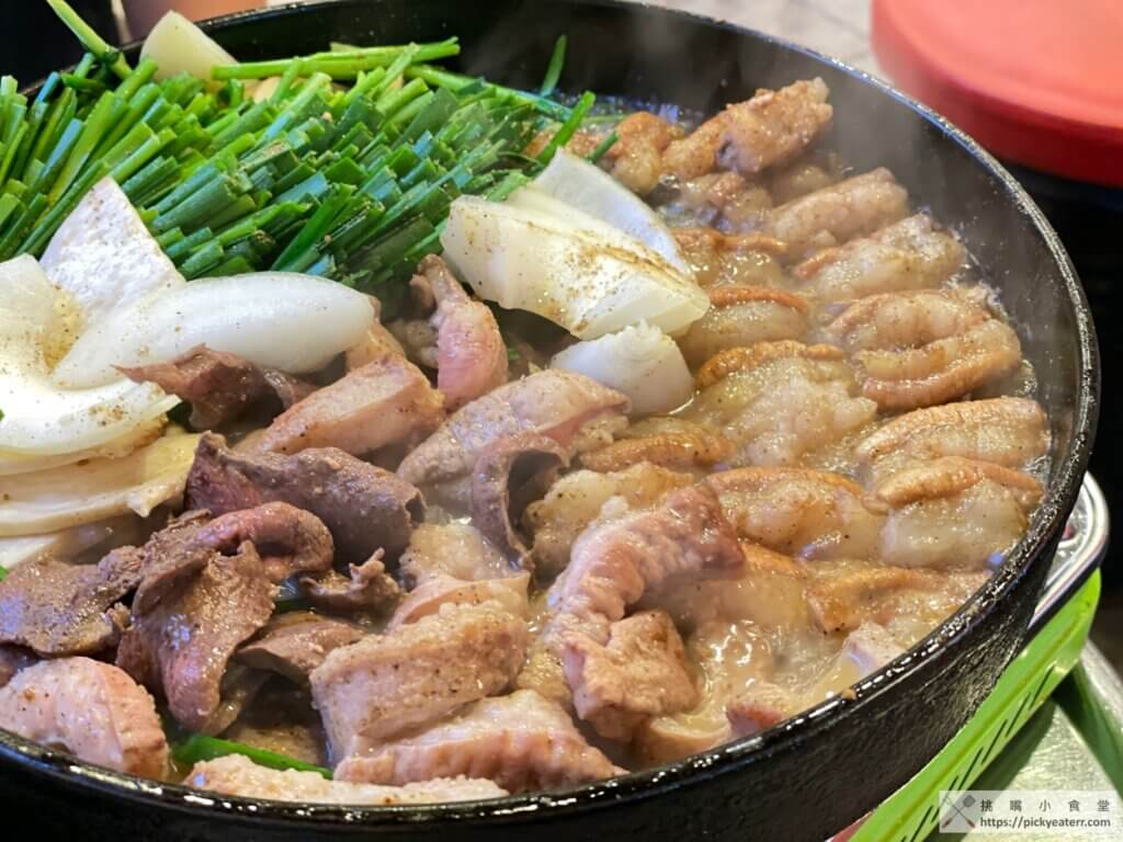 韓國新村美食｜新村黃牛烤腸