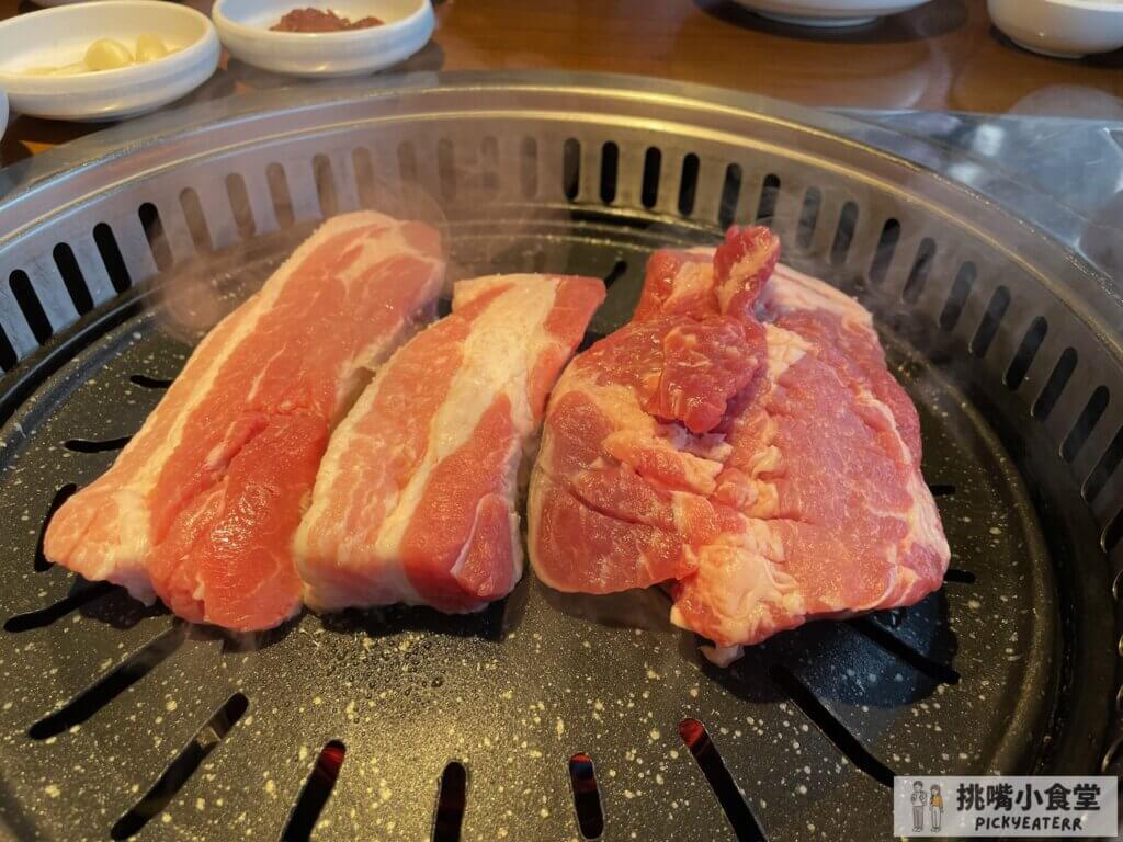 83獬豸
