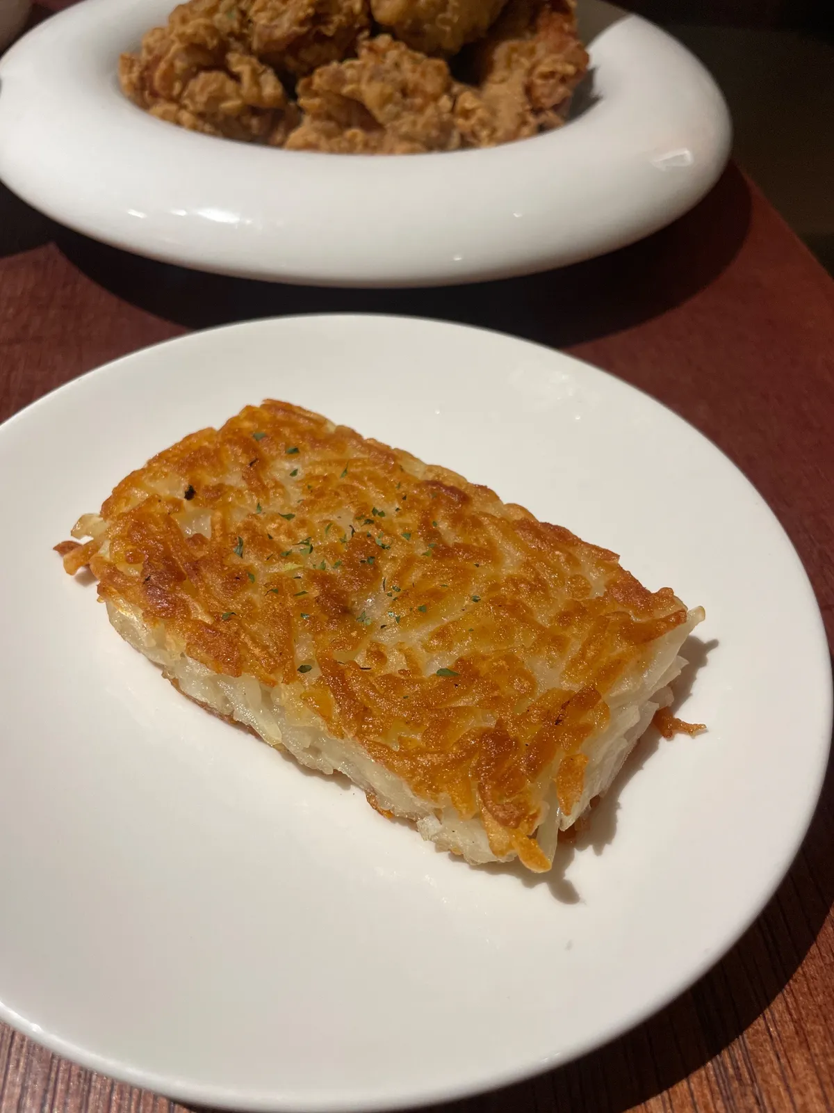 煎得金黃的薯餅